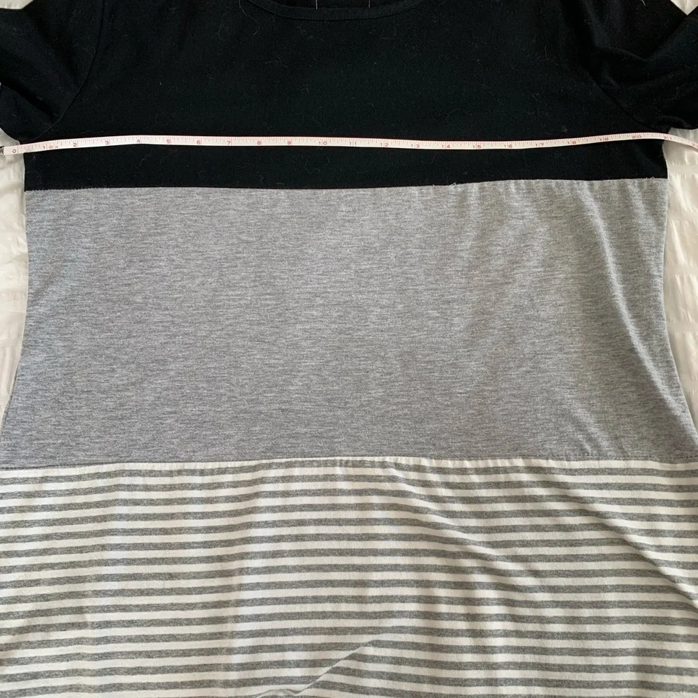 Hount Colorblock Tee - Picture 11 of 15